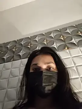 aaliyababe11 ücretsiz canlı xxx cam