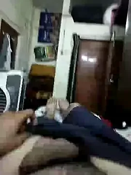 akkkiboy free live xxx cams