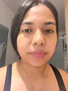 aly_nicc ücretsiz canlı xxx cam