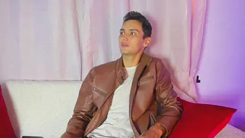 andrewevans46 free live xxx cams