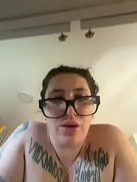 badforyou64 free live xxx cams