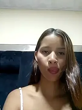 bebita_17 cams xxx en vivo gratis