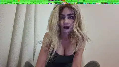 bustygirl98 bezmaksas live xxx cams