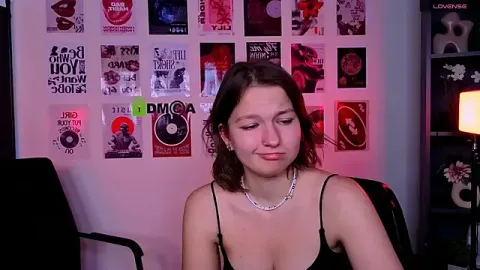 chloe_ley ücretsiz canlı xxx cam