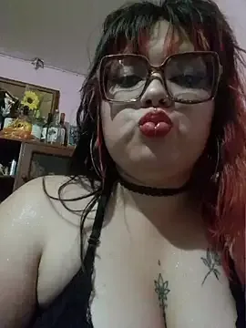 curvy_latina free live xxx cams