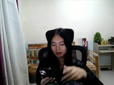 devine_goddess cam xxx trực tiếp miễn phí
