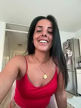 diamantje32 free live xxx cams