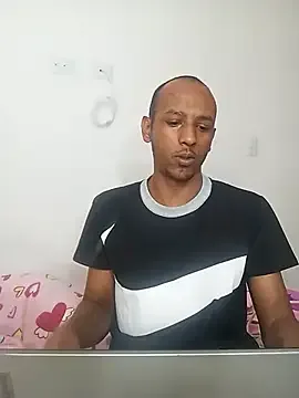 dominic_dakota cams xxx ao vivo grátis