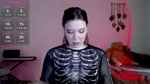 ember_lune besplatni live xxx cams