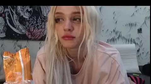 emiliameowrrr free live xxx cams