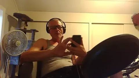 glenjamin81 free live xxx cams