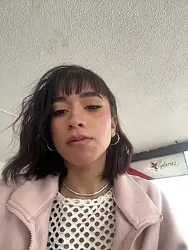 im_alahia free live xxx cams