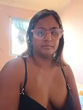 indianstrawberrylips4u zdarma živé xxx cams
