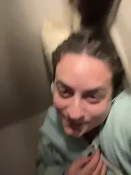 indierotic 免费直播 xxx 摄像头