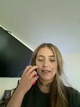 kissedbyevie zdarma živé xxx cams