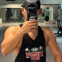 kr_hotguy1 free live xxx cams