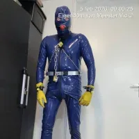 latexslaveboy 무료 라이브 xxx 캠