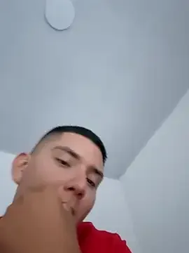 latinking10 безкоштовні live xxx cams