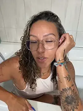 leana_bgeee free live xxx cams