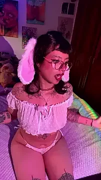 luna_bloomss cams xxx en vivo gratis
