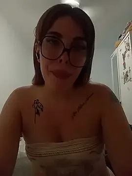 lunamisticay34 free live xxx cams