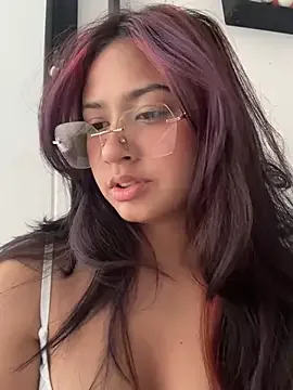 lynn9000 free live xxx cams