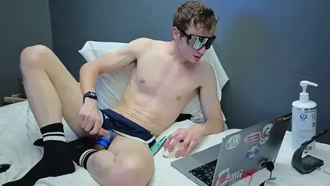 maskedboy1 免费直播 xxx 摄像头