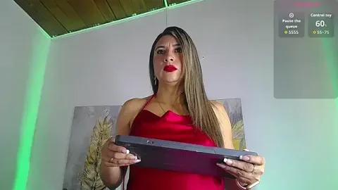 may_wood kostenlose live xxx cams