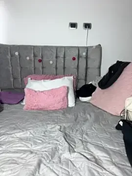 mialuxuryyx free live xxx cams