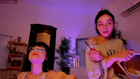 mira0_0 免费直播 xxx 摄像头