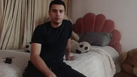 onlyus_ free live xxx cams