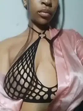 peachyxoxo22e free live xxx cams