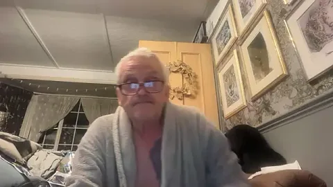 poggles cam xxx live gratis