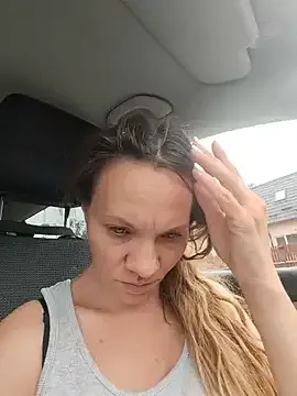 pornsara25 cam xxx live gratis