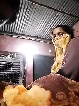 priyasharma0101 ücretsiz canlı xxx cam