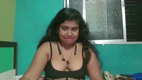 sexy_roma ücretsiz canlı xxx cam