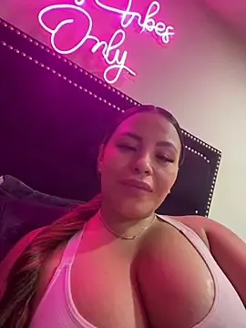 sexyyykloee 무료 라이브 xxx 캠