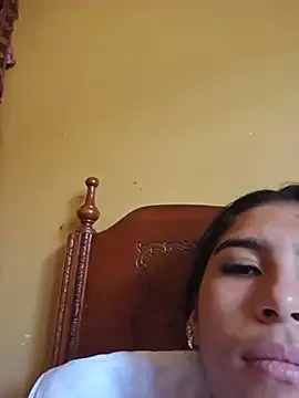 skinnyrox free live xxx cams