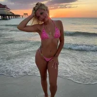 skylenn free live xxx cams