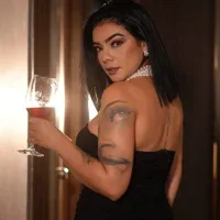 sofiaalarson ücretsiz canlı xxx cam