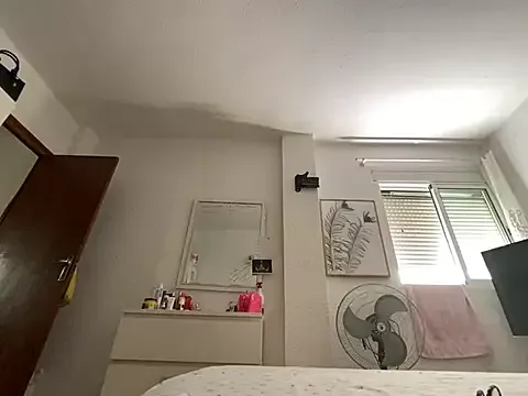 sweeviolet 免费直播 xxx 摄像头