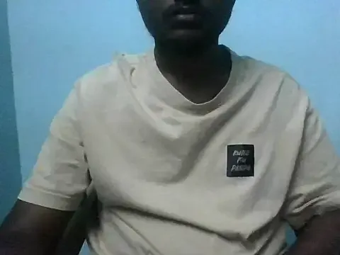 tamil_boy_4 ücretsiz canlı xxx cam