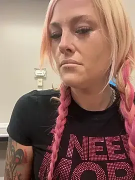 tattoobarbiexox free live xxx cams