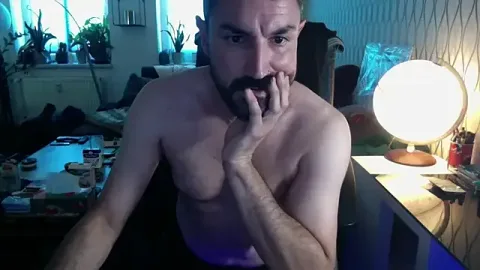 tomz0819 camere xxx live gratis