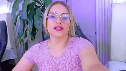 triana_crimson free live xxx cams