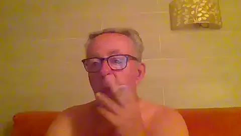 tuggy59 ücretsiz canlı xxx cam