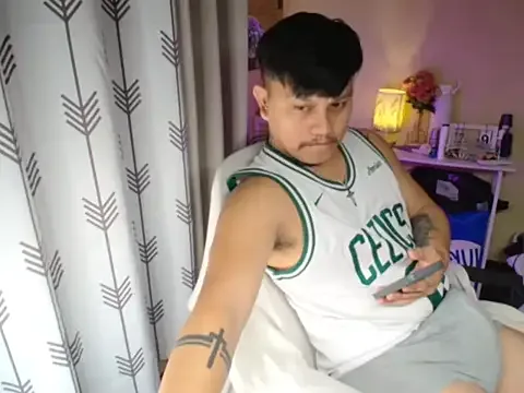 urhardfuckerAsiandaddy 無料ライブ xxx カム