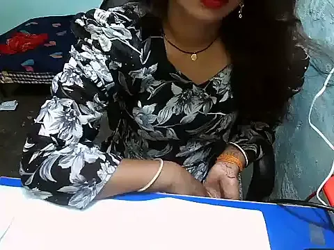 urmila208021 ücretsiz canlı xxx cam