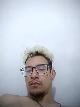 wladhot zdarma živé xxx cams