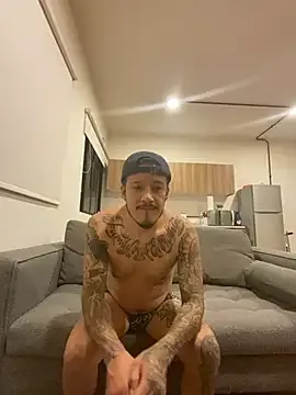 yourchulo1704 free live xxx cams